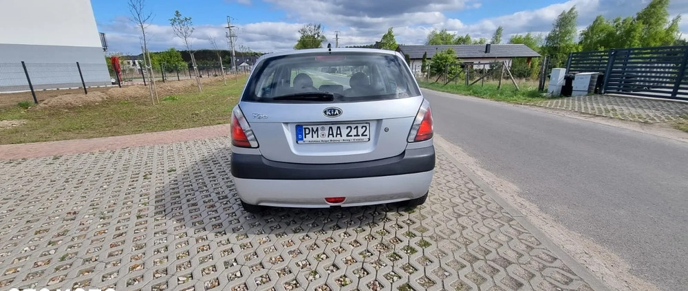 Kia Rio cena 10000 przebieg: 123000, rok produkcji 2006 z Kłodawa małe 121
